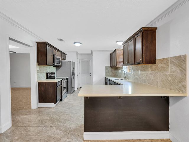 3413 County Road 326, Alvin, TX 77511