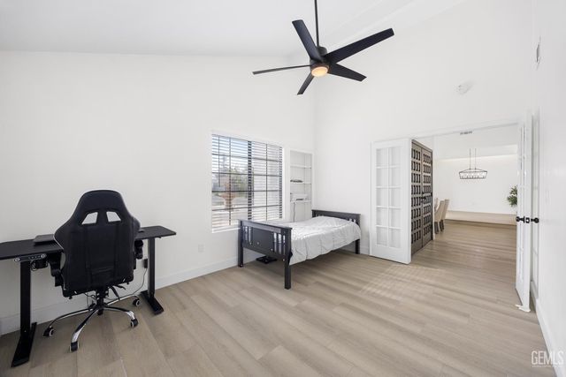 9712 White Oak Drive, Bakersfield, CA 93311