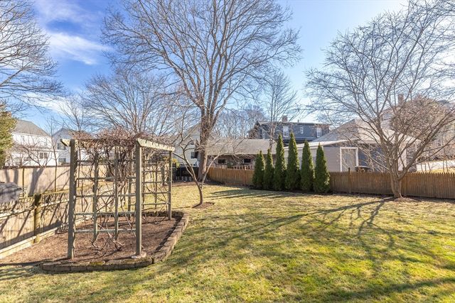 32 Kings Beach Terrace, Swampscott, MA 01907