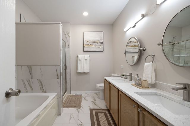 8232 Concord Lane B, Justice, IL 60458