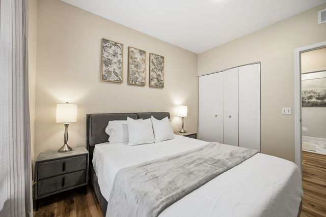 8232 Concord Lane B, Justice, IL 60458