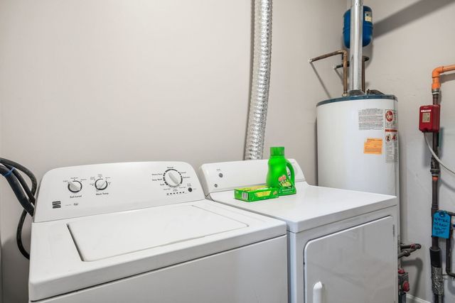 8232 Concord Lane B, Justice, IL 60458