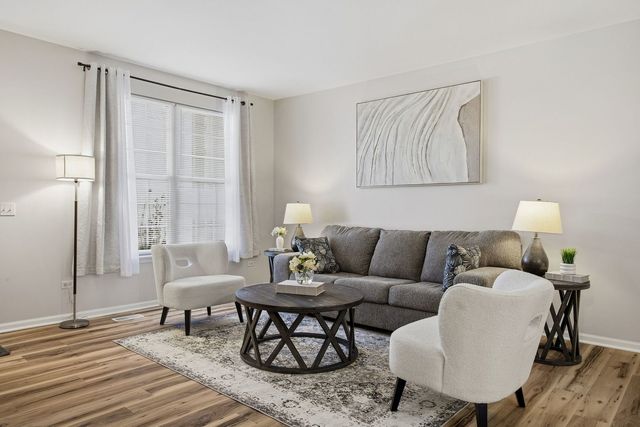 8232 Concord Lane B, Justice, IL 60458