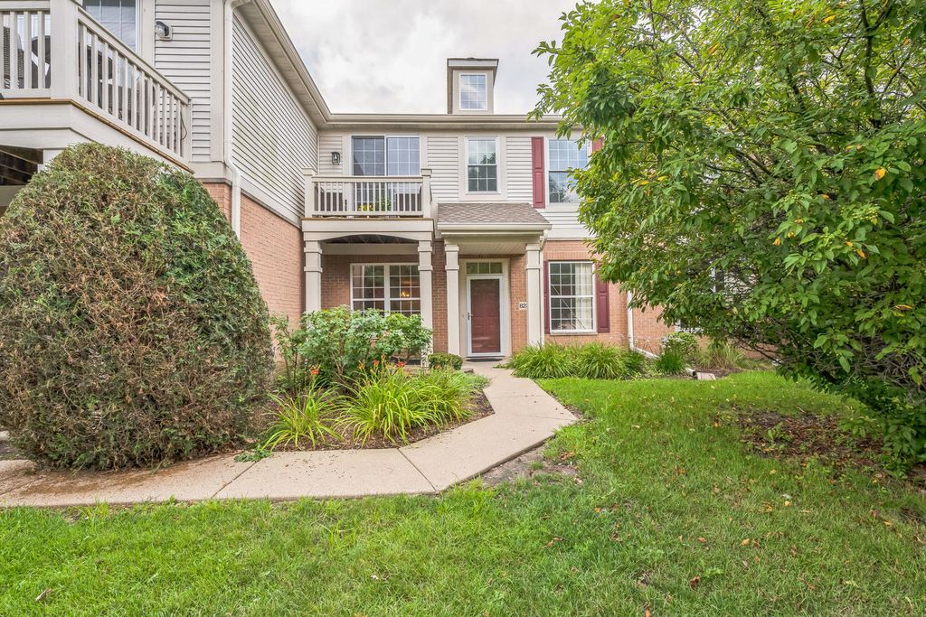 8232 Concord Lane B, Justice, IL 60458