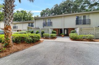 15 Lighthouse Rd Unit 32, Hilton Head Island, SC 29928