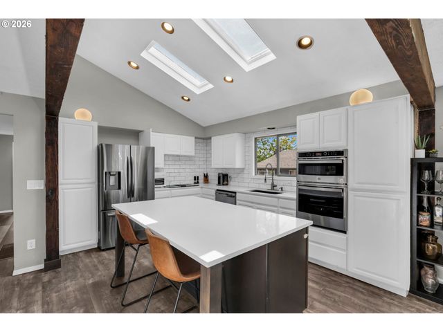 5625 Se CLAYSON Ave, Milwaukie, OR 97267