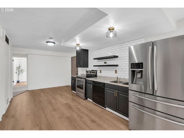5625 Se CLAYSON Ave, Milwaukie, OR 97267