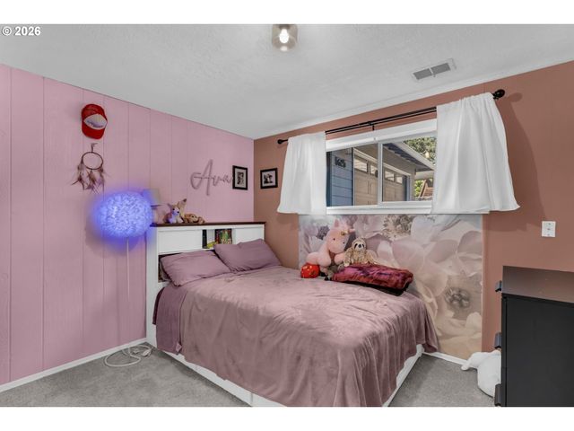 5625 Se CLAYSON Ave, Milwaukie, OR 97267