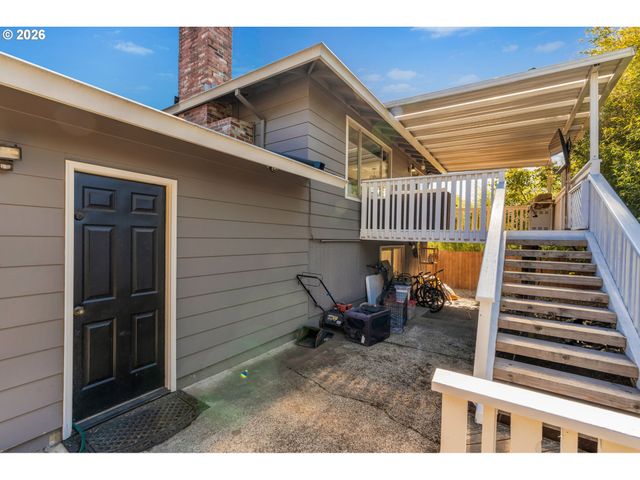 5625 Se CLAYSON Ave, Milwaukie, OR 97267