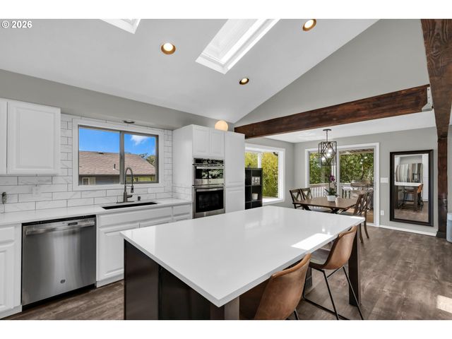 5625 Se CLAYSON Ave, Milwaukie, OR 97267