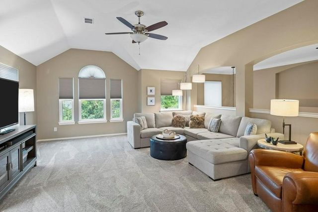 12136 Hawk Creek Drive, Frisco, TX 75033