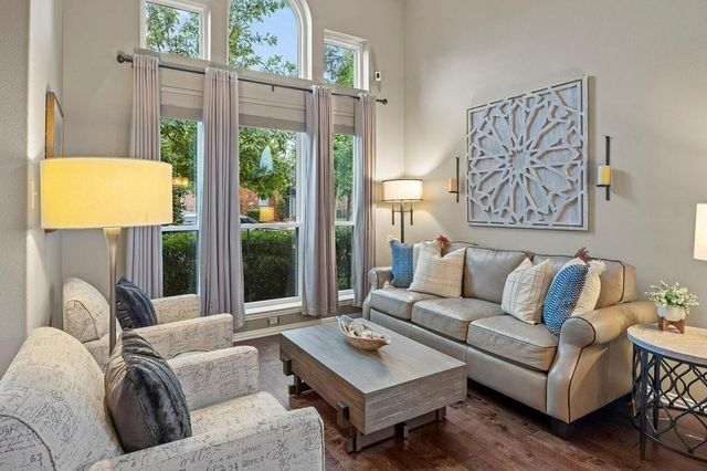 12136 Hawk Creek Drive, Frisco, TX 75033