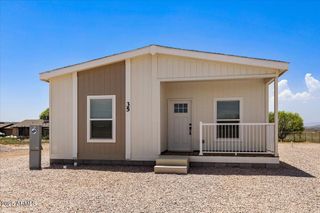 35 W HAWAII Road, Paulden, AZ 86334