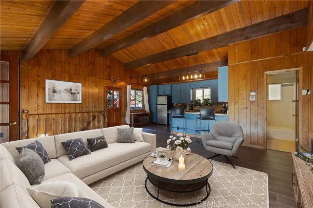 23771 Zuger Dr, Crestline, CA 92325