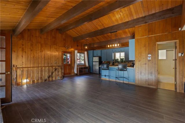 23771 Zuger Dr, Crestline, CA 92325