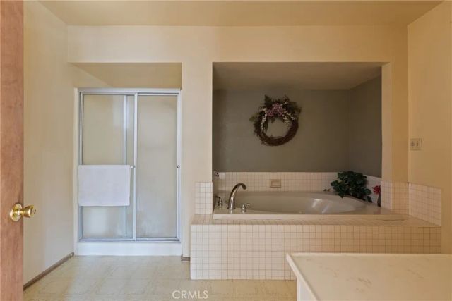 23771 Zuger Dr, Crestline, CA 92325