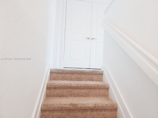 1363 NW 208th Ter, Miami Gardens, FL 33169