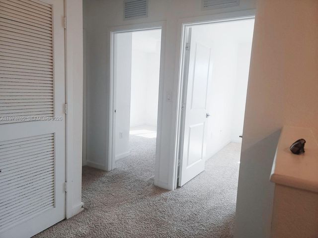 1363 NW 208th Ter, Miami Gardens, FL 33169