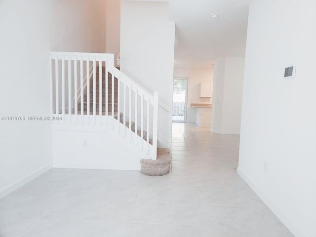 1363 NW 208th Ter, Miami Gardens, FL 33169