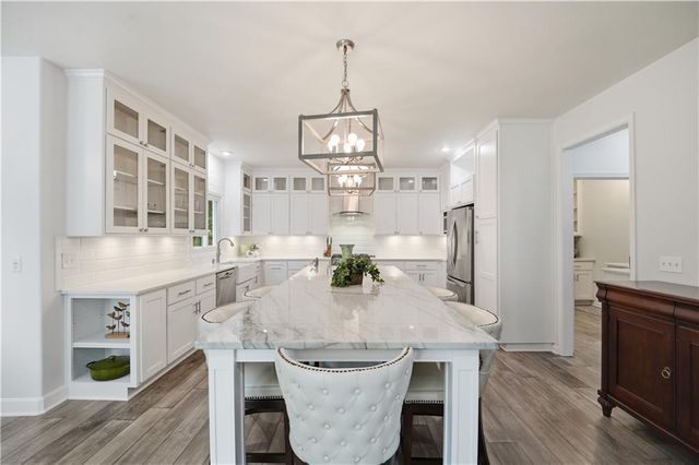 15312 Woodson Lane, Overland Park, KS 66223