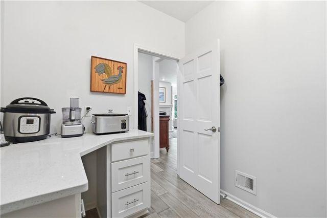 15312 Woodson Lane, Overland Park, KS 66223