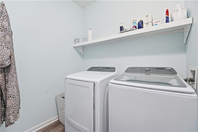 15312 Woodson Lane, Overland Park, KS 66223