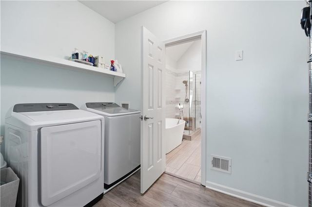 15312 Woodson Lane, Overland Park, KS 66223