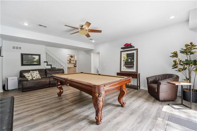 15312 Woodson Lane, Overland Park, KS 66223