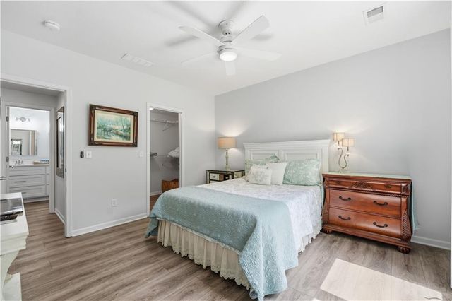 15312 Woodson Lane, Overland Park, KS 66223