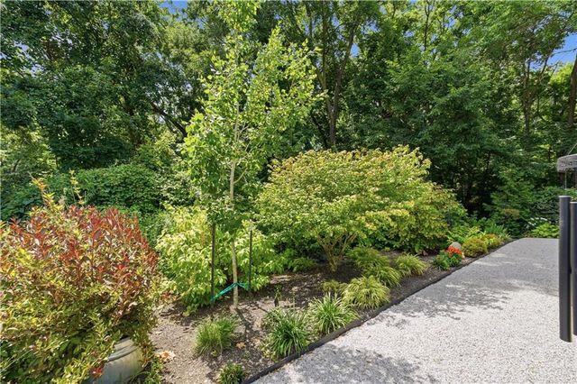 15312 Woodson Lane, Overland Park, KS 66223