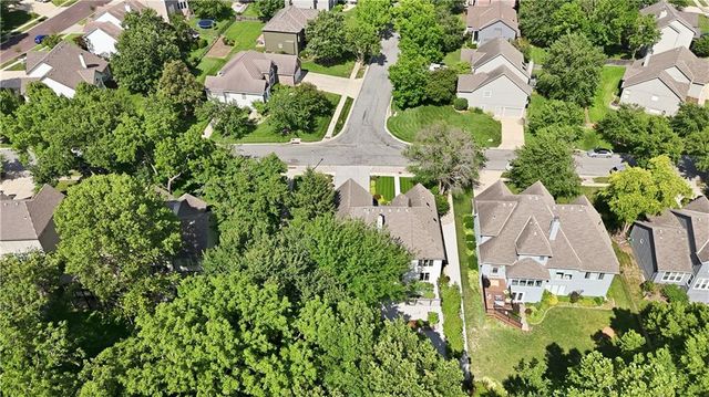 15312 Woodson Lane, Overland Park, KS 66223
