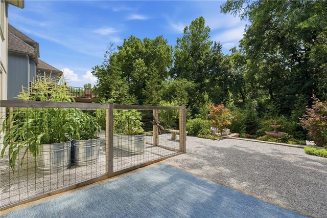 15312 Woodson Lane, Overland Park, KS 66223