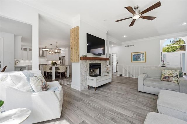 15312 Woodson Lane, Overland Park, KS 66223