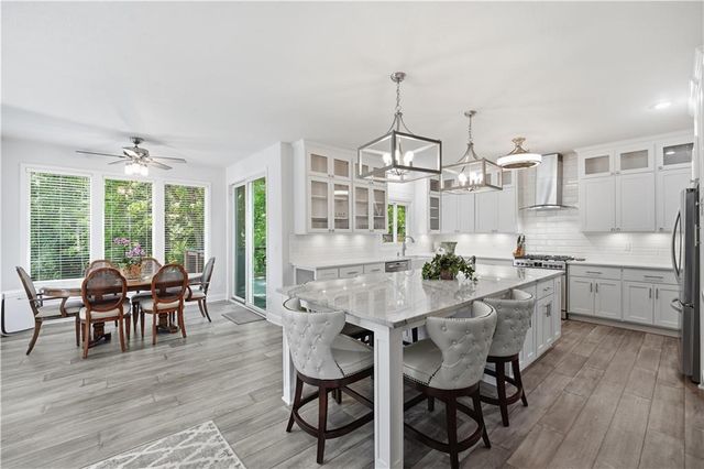 15312 Woodson Lane, Overland Park, KS 66223