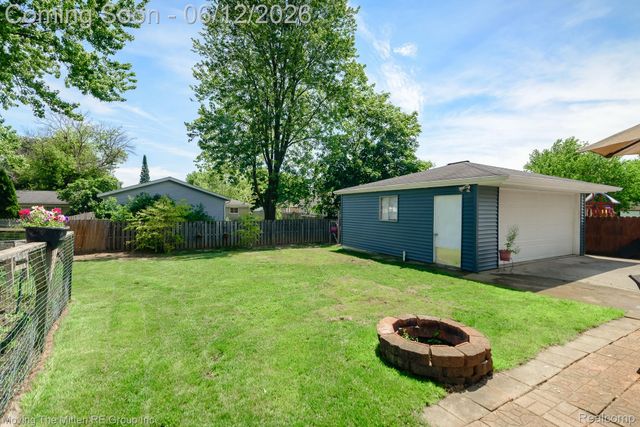 9853 Hamilton Street, Van Buren Charter Township, MI 48111