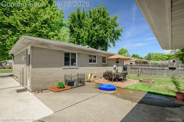 9853 Hamilton Street, Van Buren Charter Township, MI 48111