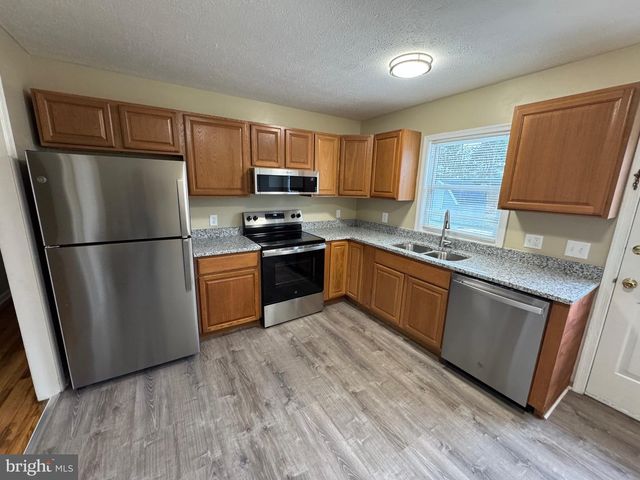 125 LONGSTREET AVE, Winchester, VA 22603