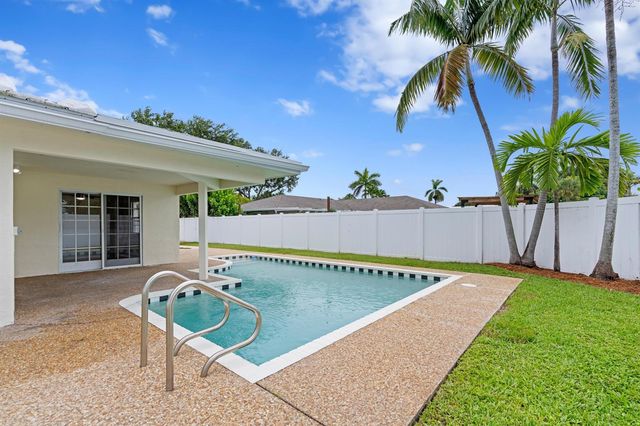 1375 SW 14th Avenue, Boca Raton, FL 33486