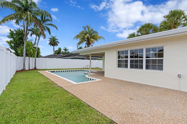 1375 SW 14th Avenue, Boca Raton, FL 33486