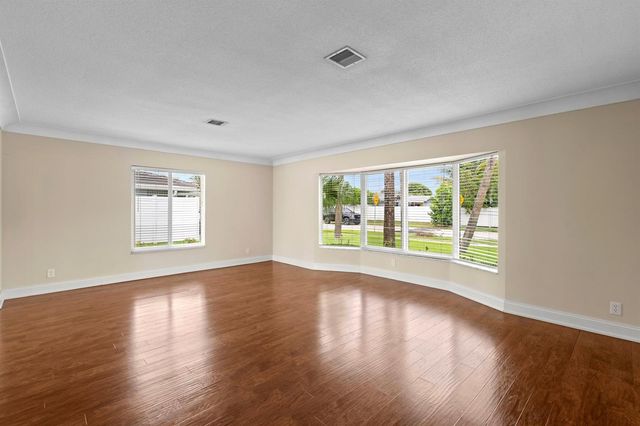 1375 SW 14th Avenue, Boca Raton, FL 33486