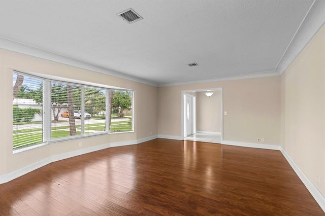 1375 SW 14th Avenue, Boca Raton, FL 33486