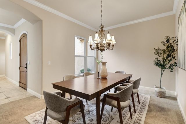 100 Palomares, Roseville, CA 95747