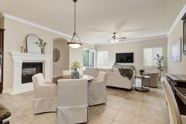 100 Palomares, Roseville, CA 95747