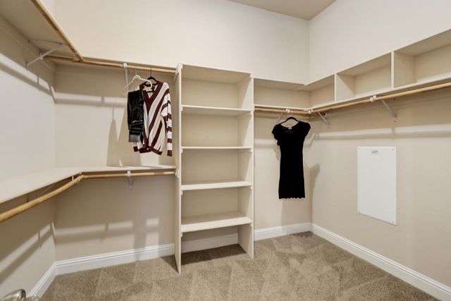 100 Palomares, Roseville, CA 95747