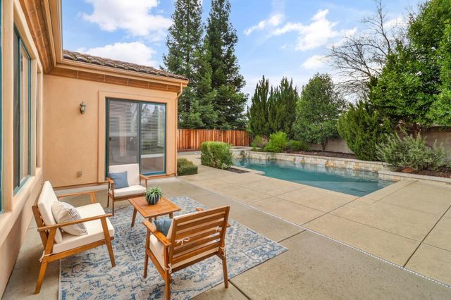 100 Palomares, Roseville, CA 95747