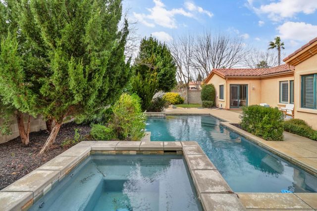 100 Palomares, Roseville, CA 95747