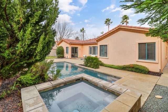 100 Palomares, Roseville, CA 95747