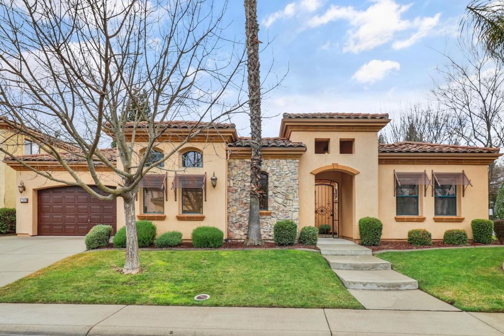 100 Palomares, Roseville, CA 95747