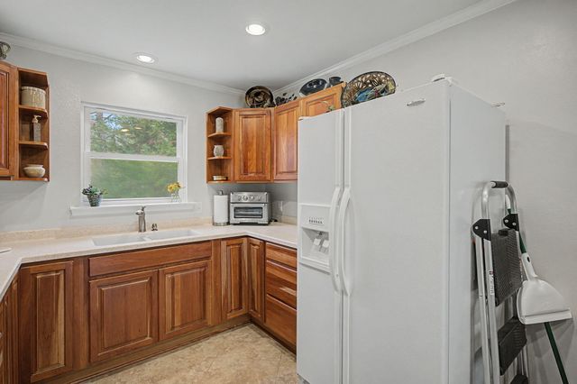 6730 Will Owens Road, Laurel Hill, FL 32567