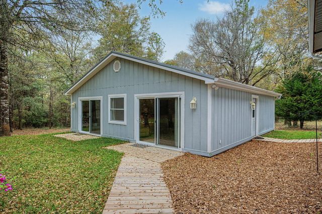 6730 Will Owens Road, Laurel Hill, FL 32567